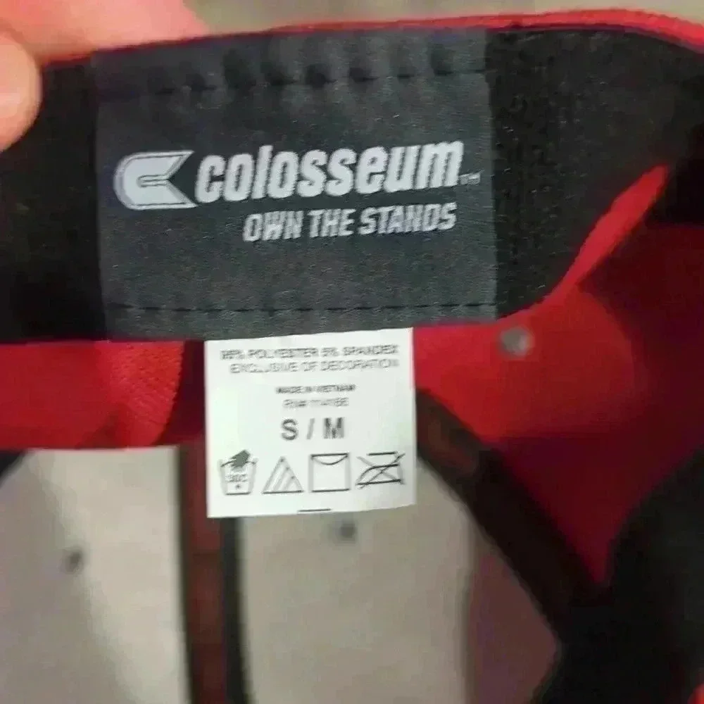 Colosseum Ohio State Buckeyes hat, size small-medium, red and white